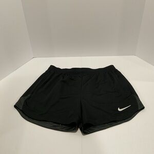 Nike Dri-FIT Womens Medium Black Running Shorts Athletic Gym Standard Fit NWT